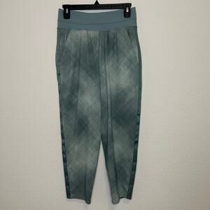 Athleta Nolita Slim Tapered Printed Green Crop Pant Sz 6